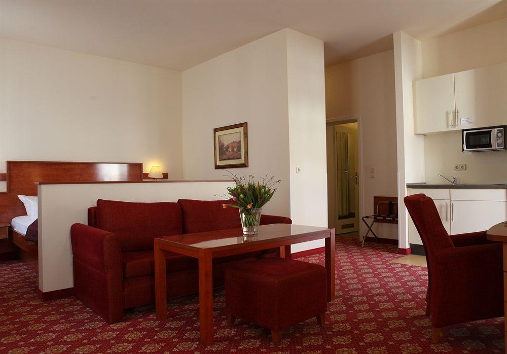 Hotel&apartamentos Zarenhof Berlin Prenzlauer Berg Exterior foto