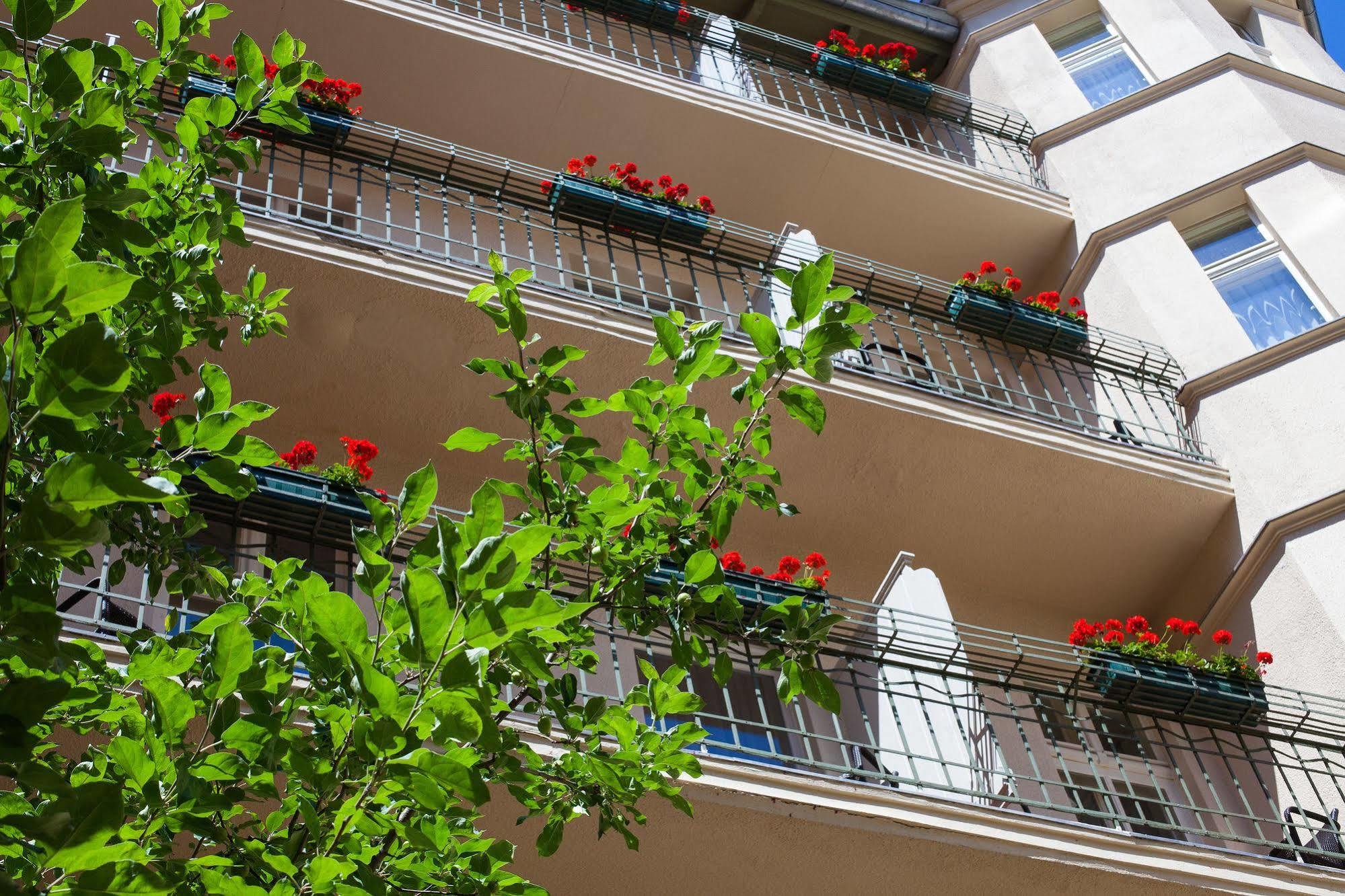 Hotel&apartamentos Zarenhof Berlin Prenzlauer Berg Exterior foto